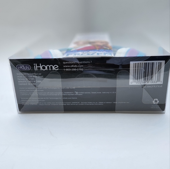 Disney Frozen IHome over the ear headphones built in microphone - Picture 10 of 12